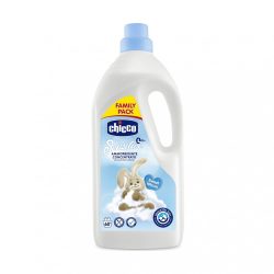   Chicco Sensitive lágyító öblítő koncentrátum, púder illat (1,5 l)